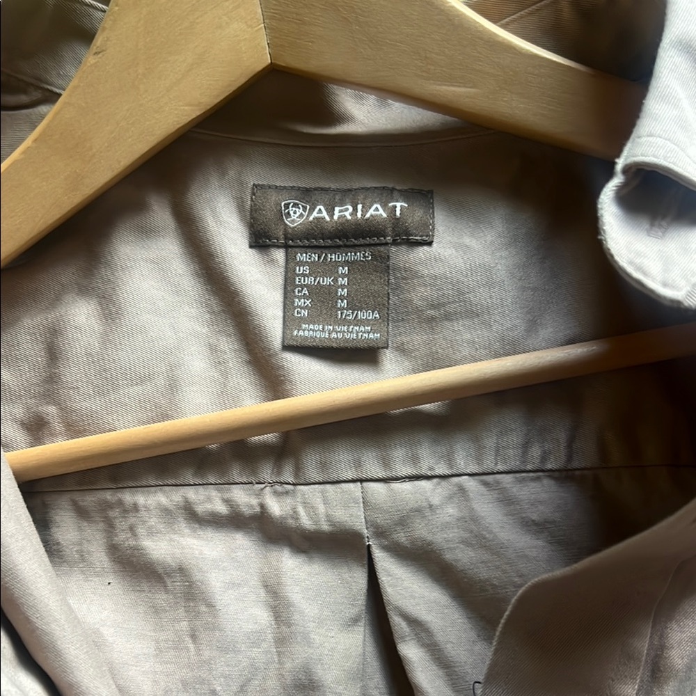 Ariat Beige Long Sleeve Shirt Size Medium Fits like Large